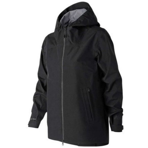 New Balance Jackets & Blazers - NEW $450 New Balance 3 Layer Gore Tex Jacket!  Small  Black  Relaxed Fit